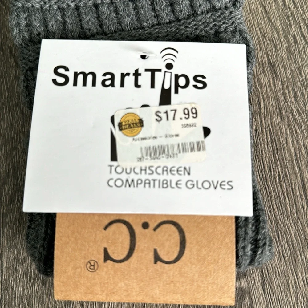 Touchscreen Compatible Gloves. Gray. NWT